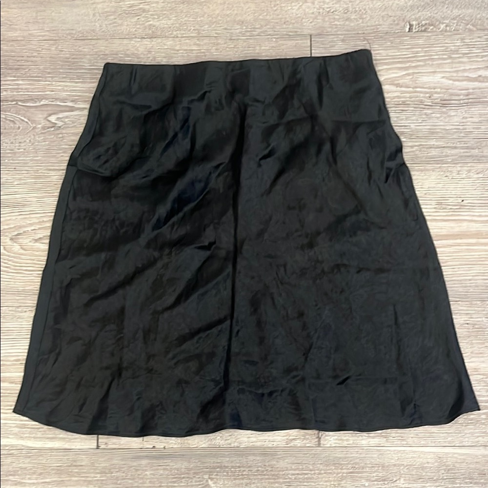 BRAND NEW - Babaton(Aritzia) Black Silk Skirt